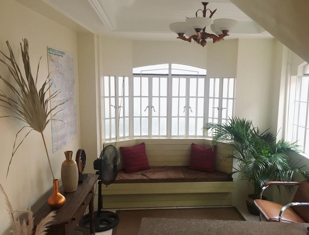1 River Central Hostel Makati City Ngoại thất bức ảnh